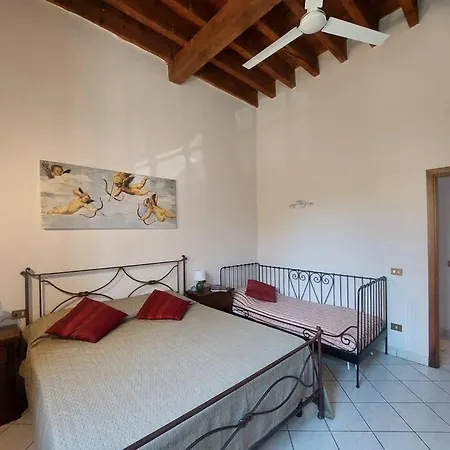 Simona 2 Apartment