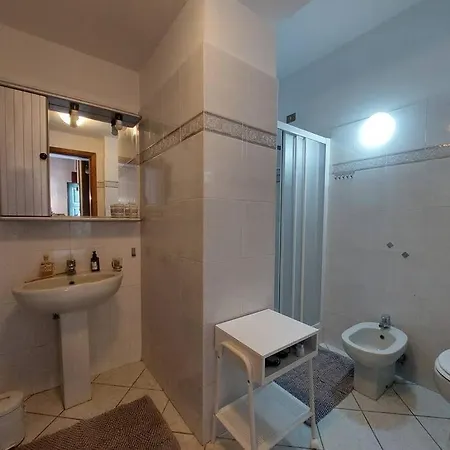 Appartement Simona 2 *