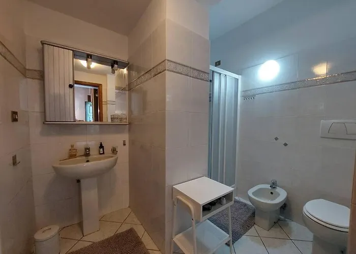 Apartment Simona 2 *