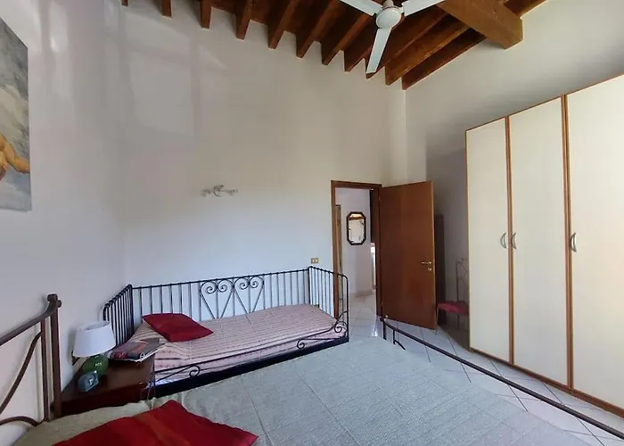 Simona 2 Apartment